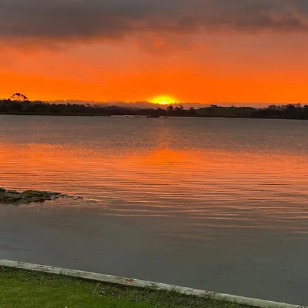 Absolute Waterfront Serenity Near Auckland Clarks Beach Exterior photo